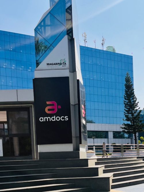 Amdocs Tower i Magarpatta City, Pune